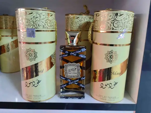 عطر عود مود الأصلي