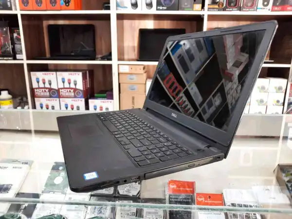 لابتوب مكتبي DELL